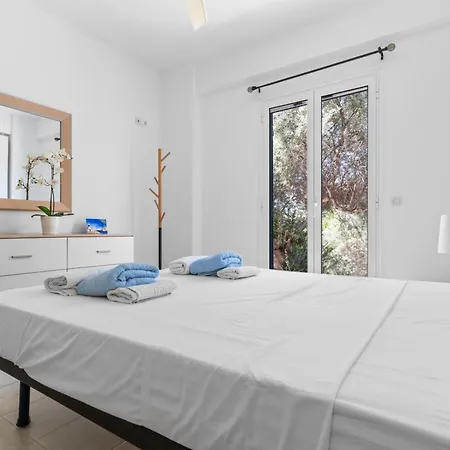 Giancarlo - Lovely With Stone And Wood Elements In Sivota Bay וילה *