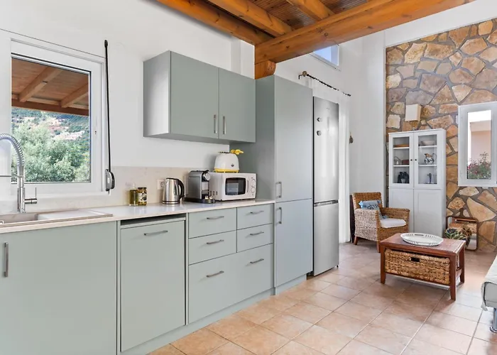 Giancarlo - Lovely With Stone And Wood Elements In Bay * Sivota